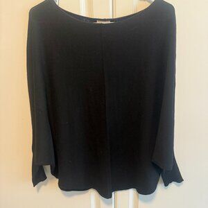 Black light weight sweater